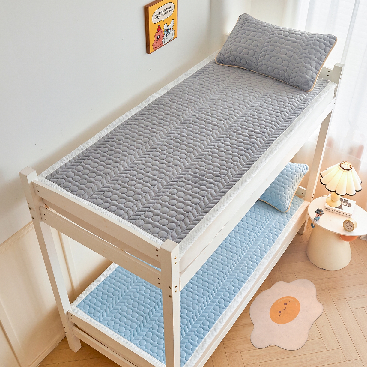 91家纺网 家纺一手货源 找家纺 希廷顿 2025新款保暖水晶绒宿舍床护垫 绅士灰