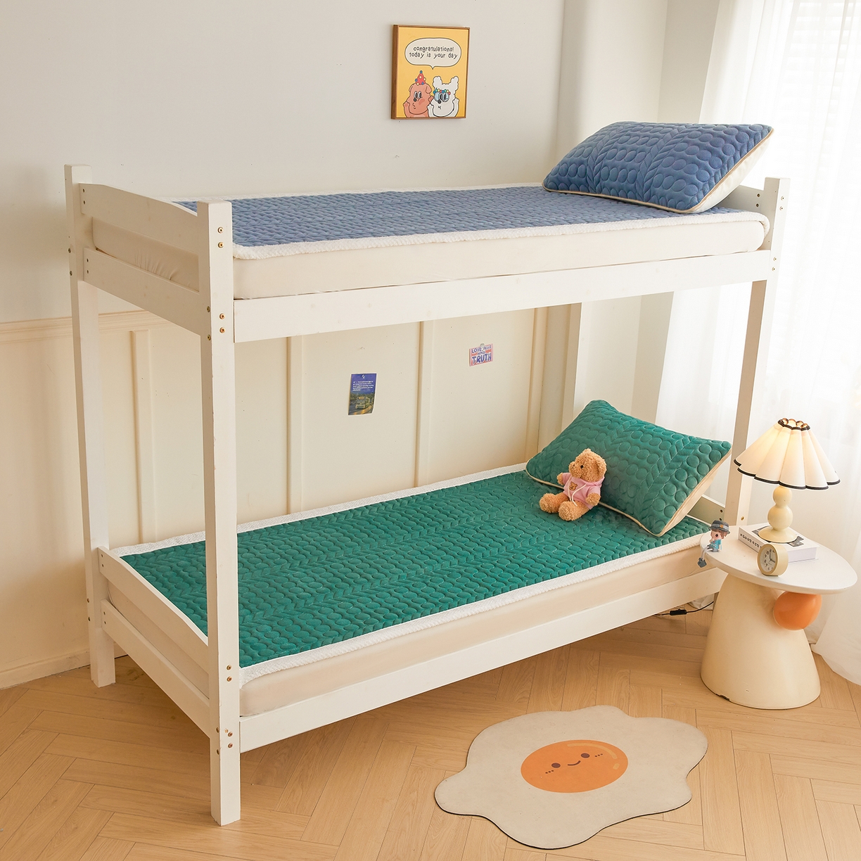 91家纺网 家纺一手货源 找家纺 希廷顿 2025新款保暖水晶绒宿舍床护垫 墨绿色