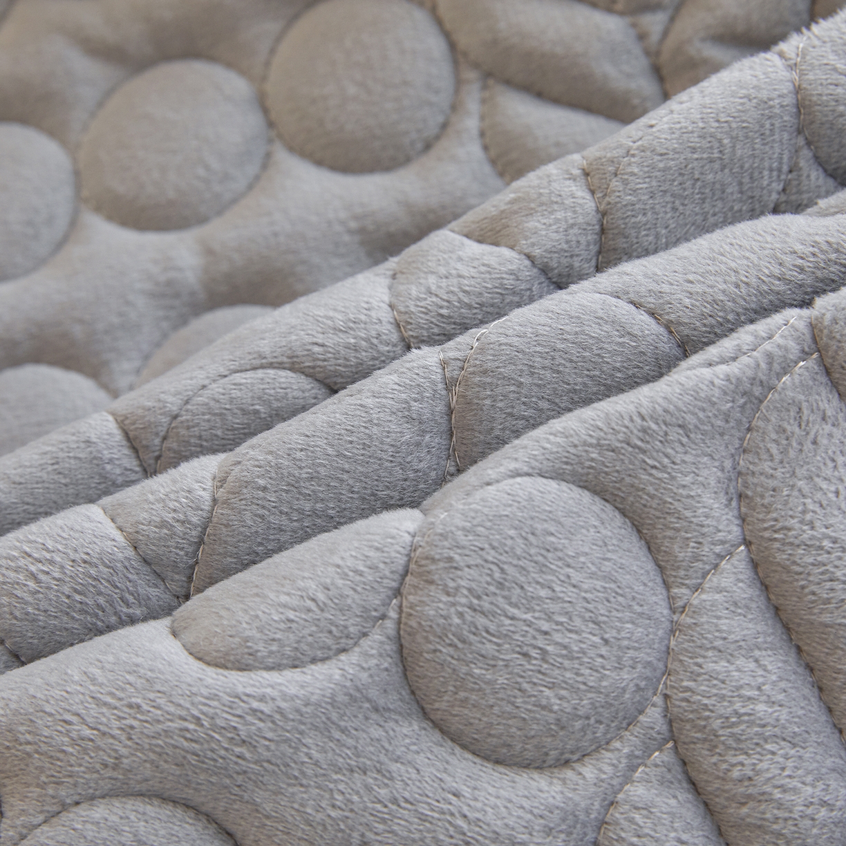 91家纺网 家纺一手货源 找家纺 希廷顿 2025新款保暖水晶绒宿舍床护垫 绅士灰