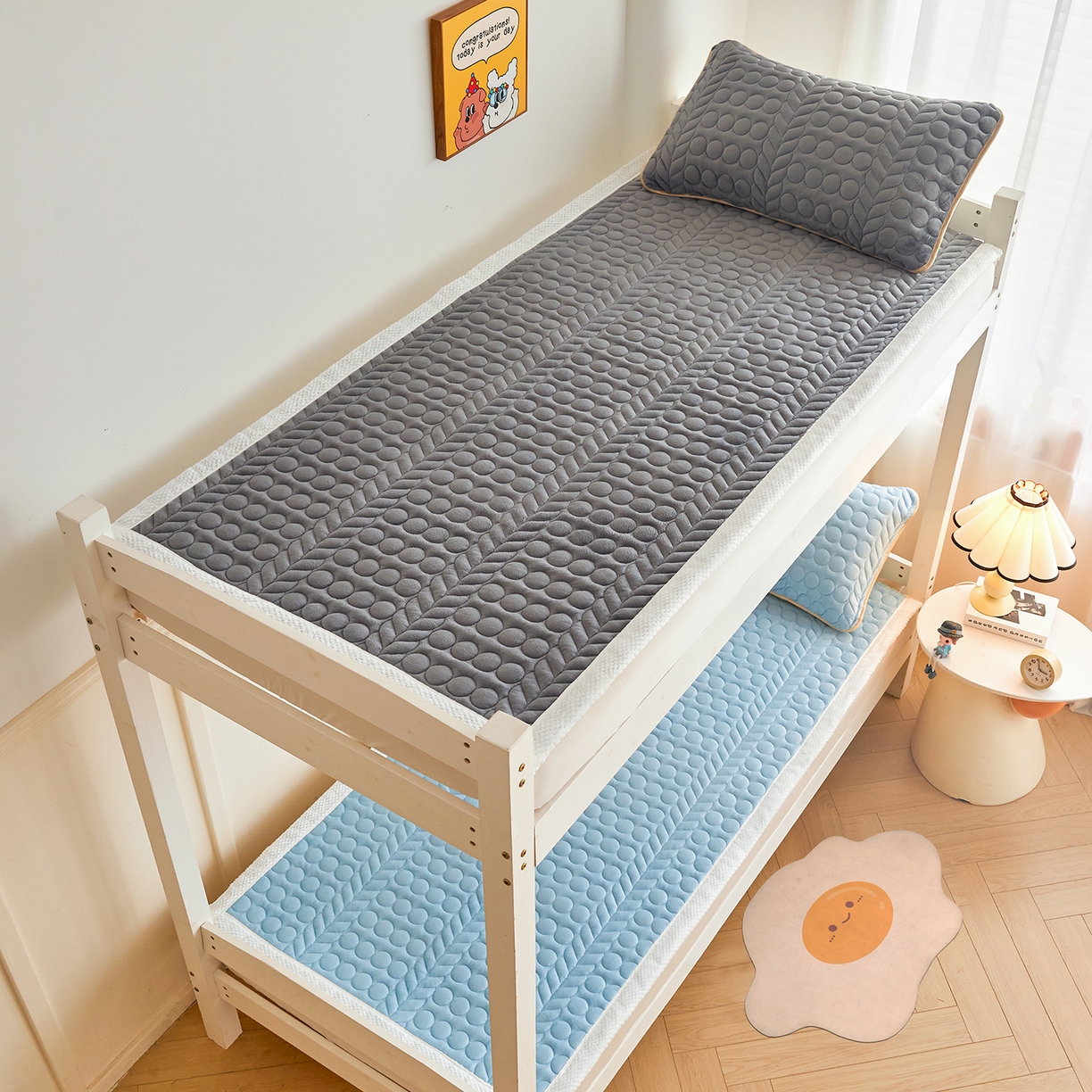 91家纺网 家纺一手货源 找家纺 希廷顿 2025新款保暖水晶绒宿舍床护垫 高级灰