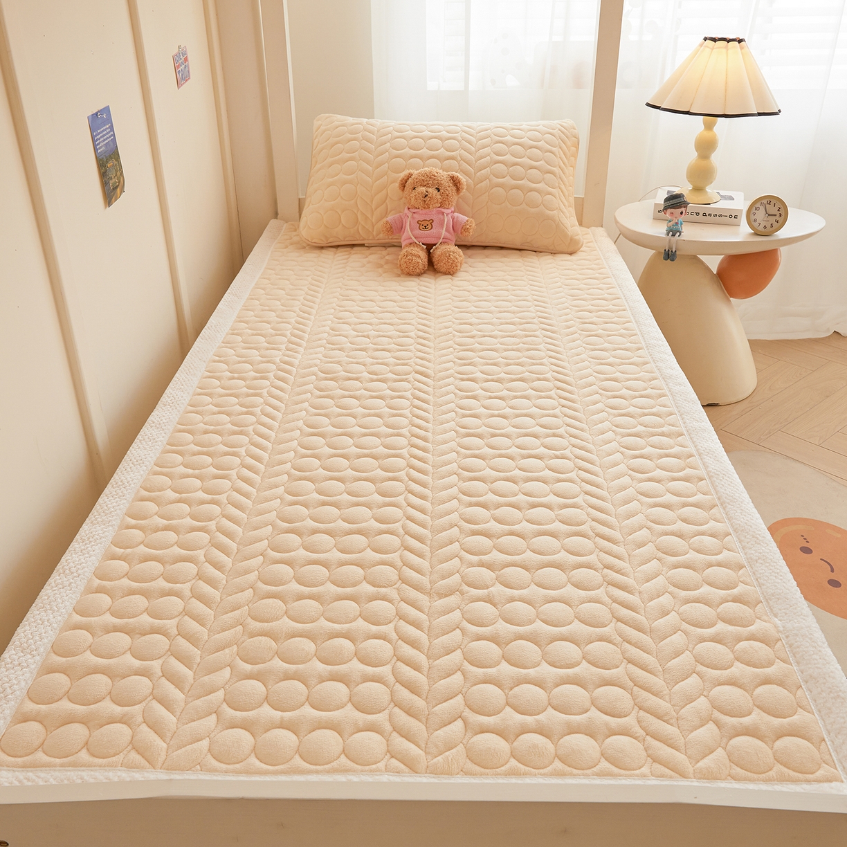 91家纺网 家纺一手货源 找家纺 （总）希廷顿 2025新款保暖水晶绒宿舍床护垫