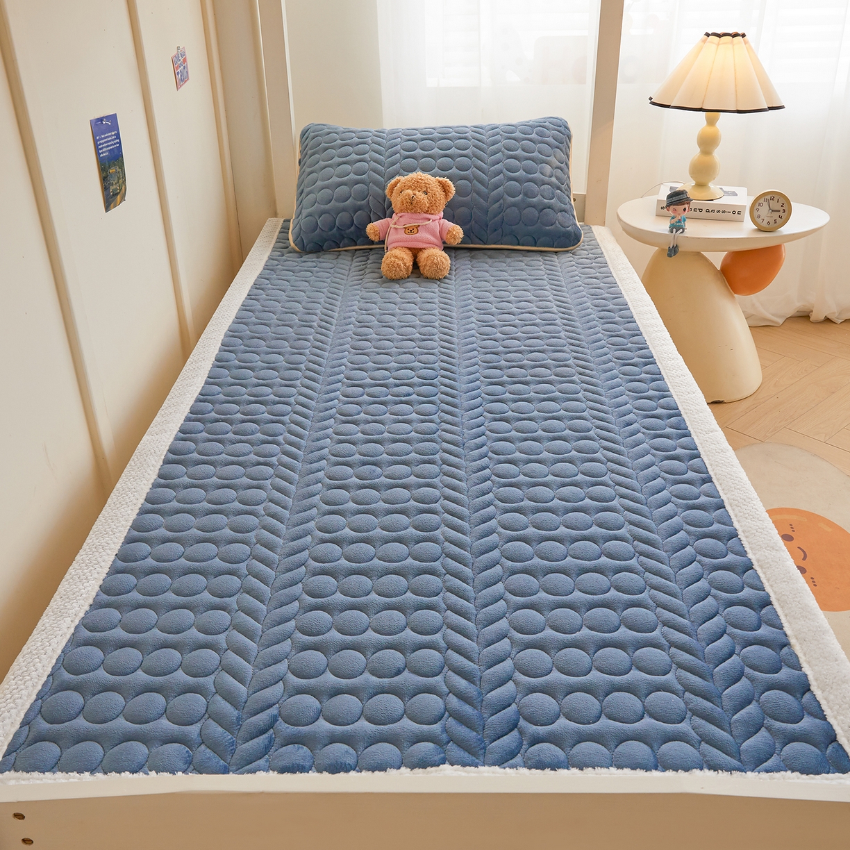 91家纺网 家纺一手货源 找家纺 （总）希廷顿 2024新款加厚凉感丝乳胶凉席三件套