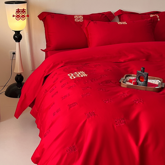 91家纺网 家纺一手货源 找家纺 置顶家纺 2025新款亲肤磨毛刺绣婚庆四件套系列-实拍 百囍图-大红