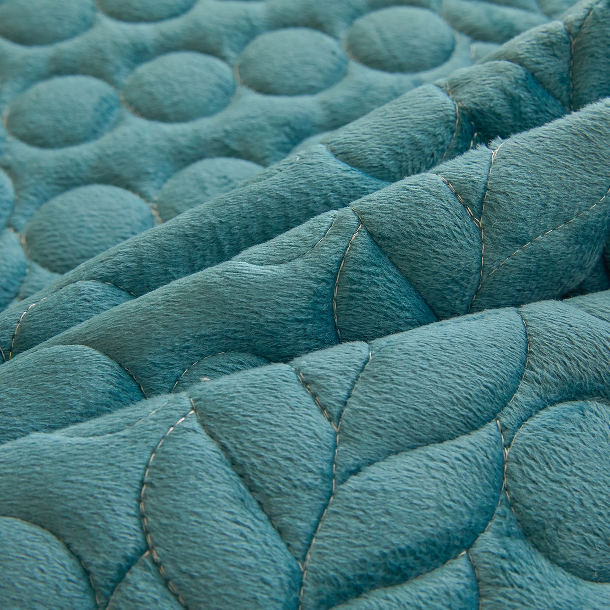 91家纺网 家纺一手货源 找家纺 希廷顿 2025新款保暖水晶绒宿舍床护垫 藏青色