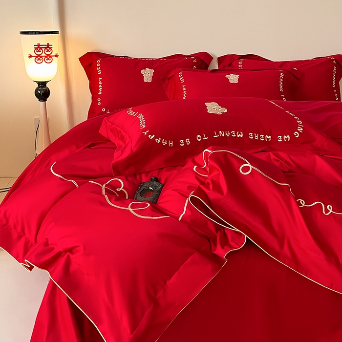 91家纺网 家纺一手货源 找家纺 置顶家纺 2025新款亲肤磨毛刺绣婚庆四件套系列-实拍 恩爱-大红