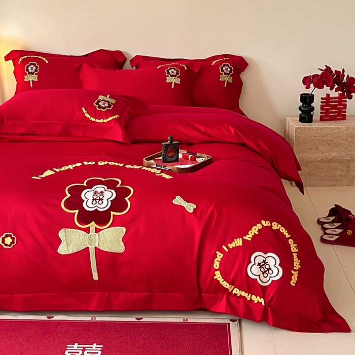 91家纺网 家纺一手货源 找家纺 置顶家纺 2025新款亲肤磨毛刺绣婚庆四件套系列-实拍 合美-大红