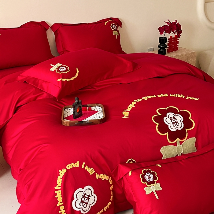 91家纺网 家纺一手货源 找家纺 置顶家纺 2025新款亲肤磨毛刺绣婚庆四件套系列-实拍 合美-大红