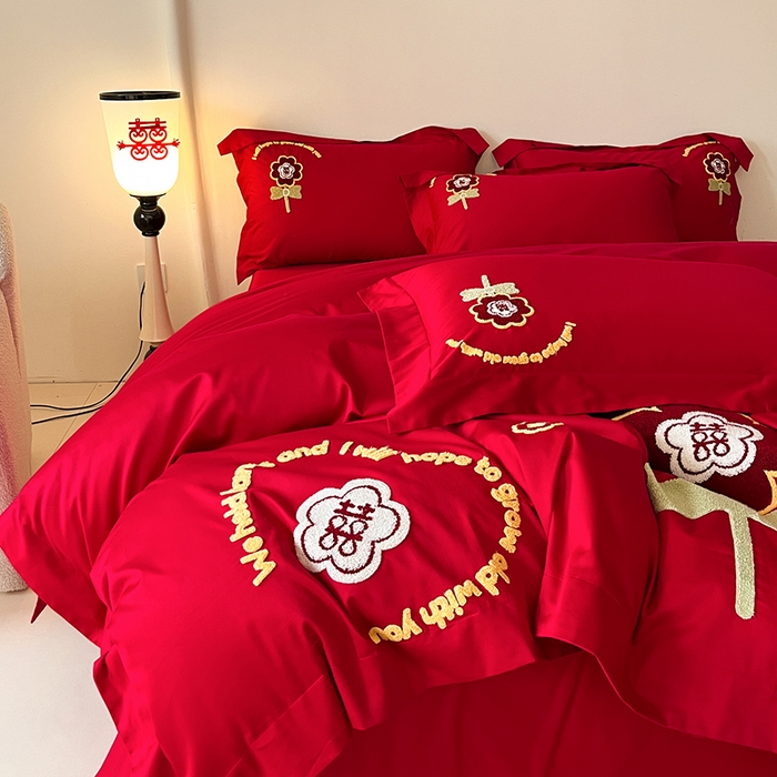 91家纺网 家纺一手货源 找家纺 置顶家纺 2025新款亲肤磨毛刺绣婚庆四件套系列-实拍 合美-大红