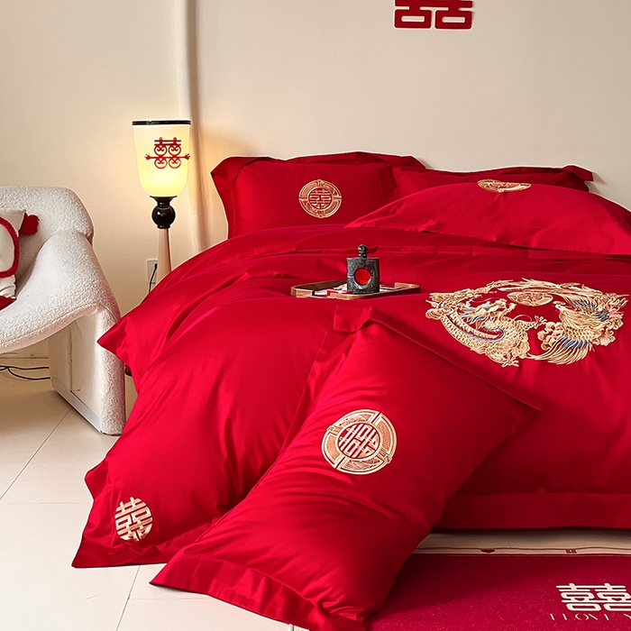 91家纺网 家纺一手货源 找家纺 置顶家纺 2025新款亲肤磨毛刺绣婚庆四件套系列-实拍 龙华凤贵-大红