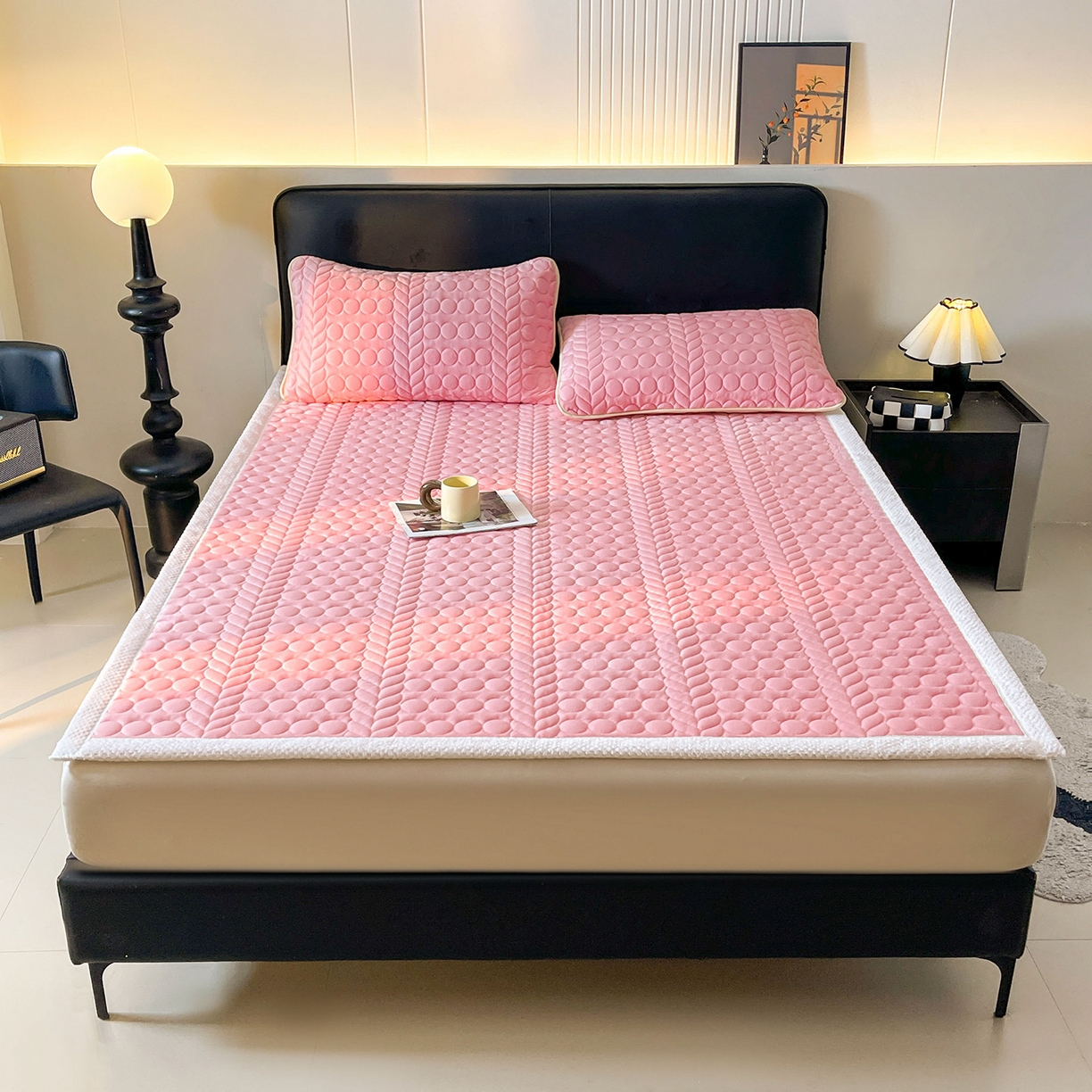 91家纺网 家纺一手货源 找家纺 （总）希廷顿 2025新款加厚水晶绒床护垫