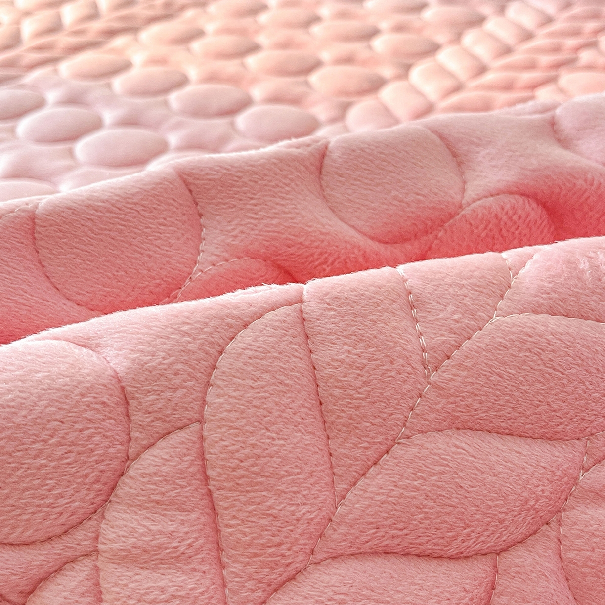 91家纺网 家纺一手货源 找家纺 希廷顿 2025新款加厚水晶绒床护垫 粉玉色