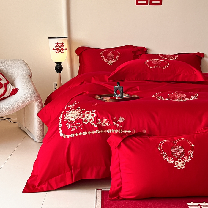 91家纺网 家纺一手货源 找家纺 置顶家纺 2025新款亲肤磨毛刺绣婚庆四件套系列-实拍 倾心-大红