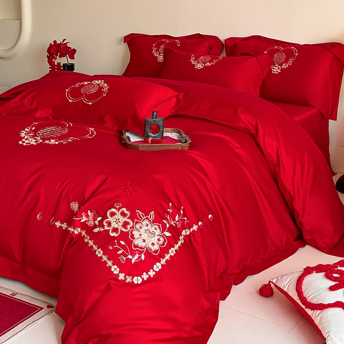 91家纺网 家纺一手货源 找家纺 置顶家纺 2025新款亲肤磨毛刺绣婚庆四件套系列-实拍 倾心-大红