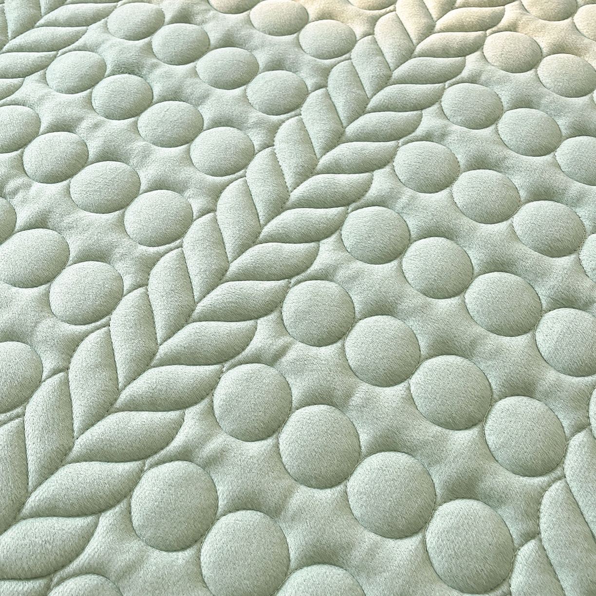 91家纺网 家纺一手货源 找家纺 希廷顿 2025新款加厚水晶绒床护垫 薄荷绿