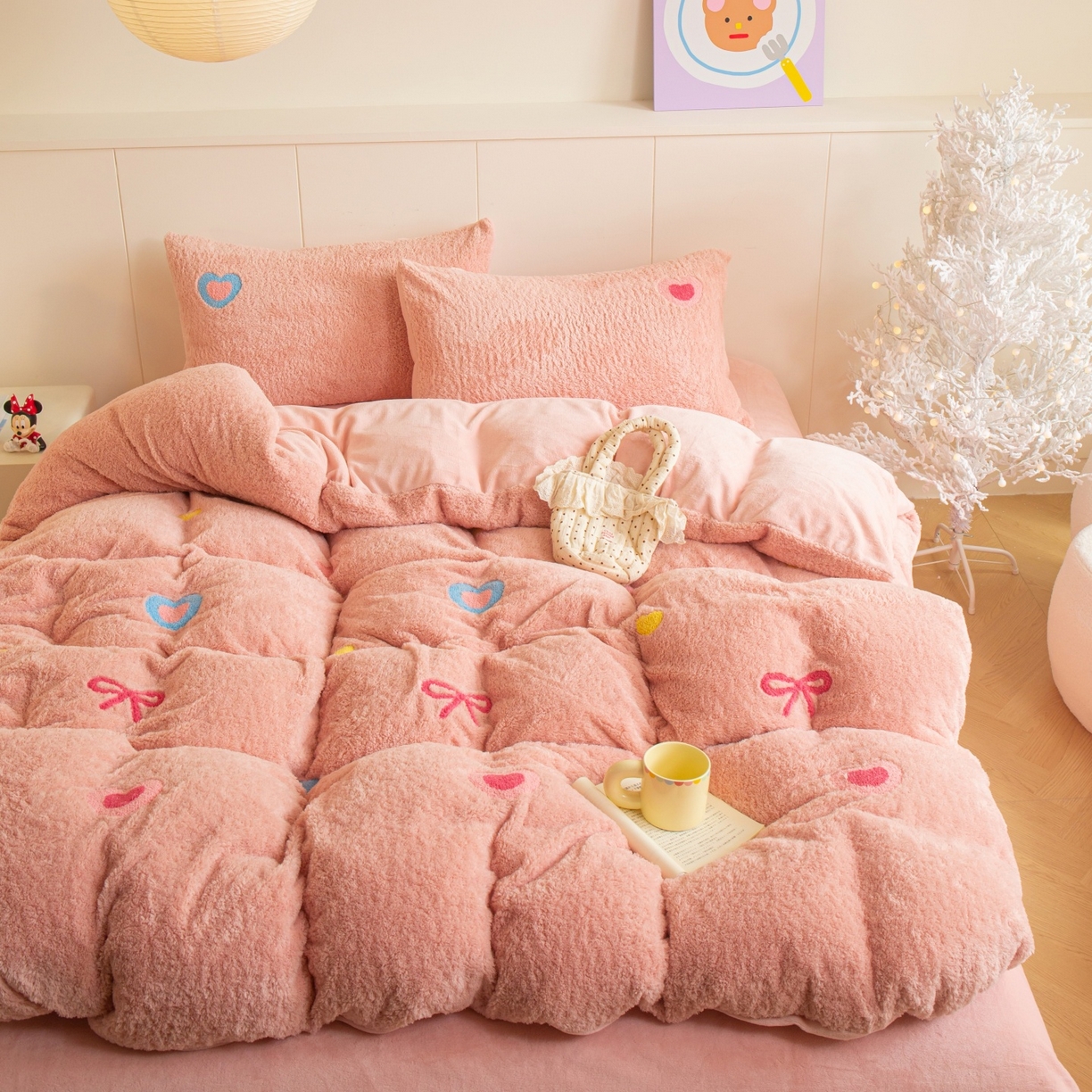 91家纺网 家纺一手货源 找家纺 （总）庭笙 2025新款高克重泰迪绒毛巾刺绣牛奶绒四件套