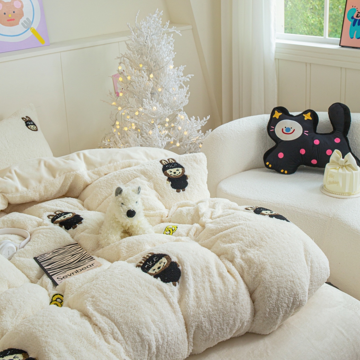 91家纺网 家纺一手货源 找家纺 庭笙 2025新款高克重泰迪绒毛巾刺绣牛奶绒四件套 bubu-米白