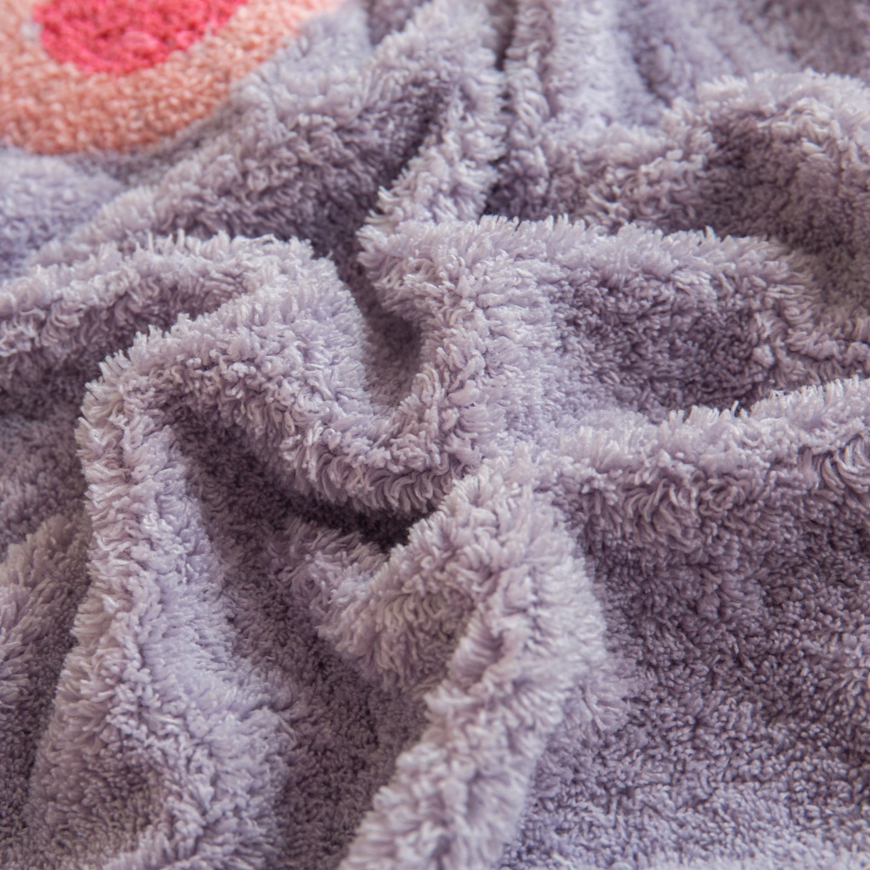 91家纺网 家纺一手货源 找家纺 庭笙 2025新款高克重泰迪绒毛巾刺绣牛奶绒四件套 爱心-紫