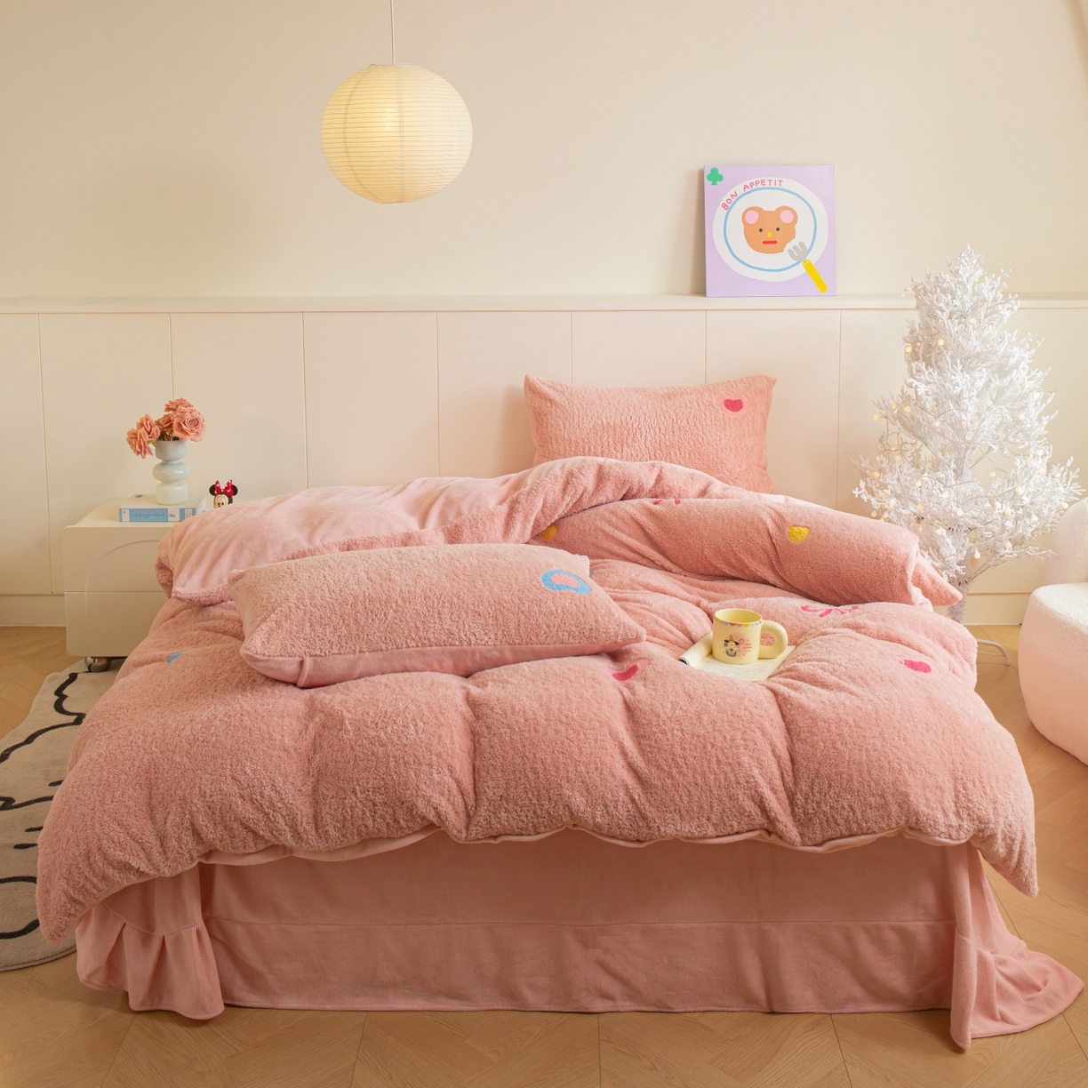 91家纺网 家纺一手货源 找家纺 庭笙 2025新款高克重泰迪绒毛巾刺绣牛奶绒四件套 爱心-粉