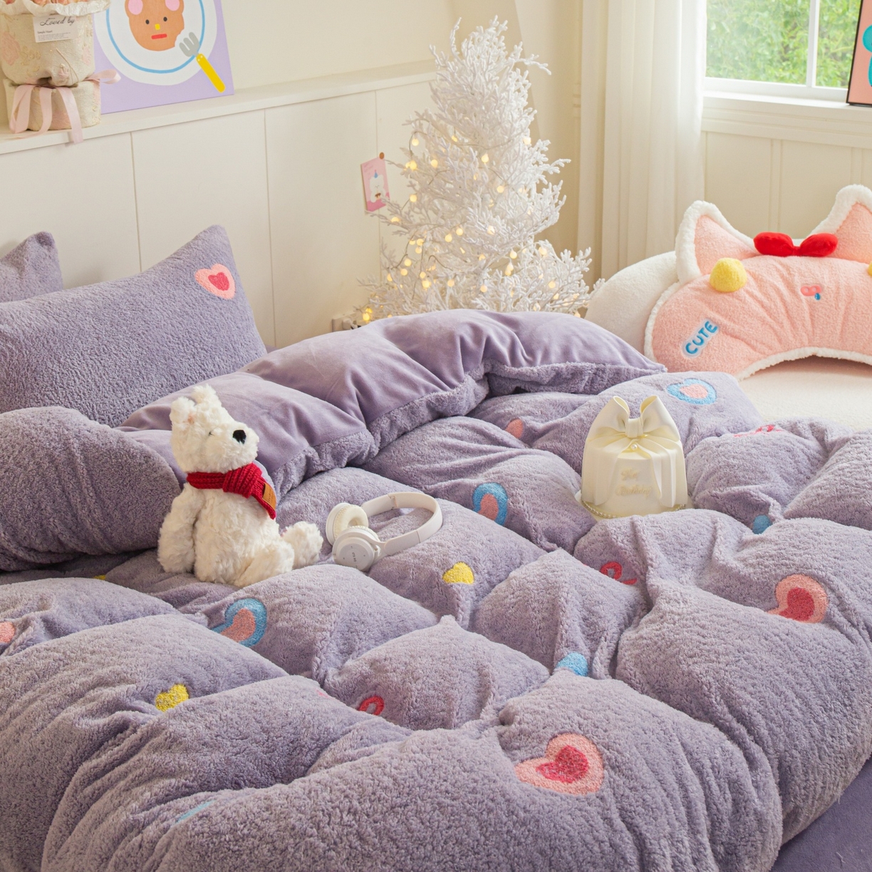 91家纺网 家纺一手货源 找家纺 庭笙 2025新款高克重泰迪绒毛巾刺绣牛奶绒四件套 爱心-紫