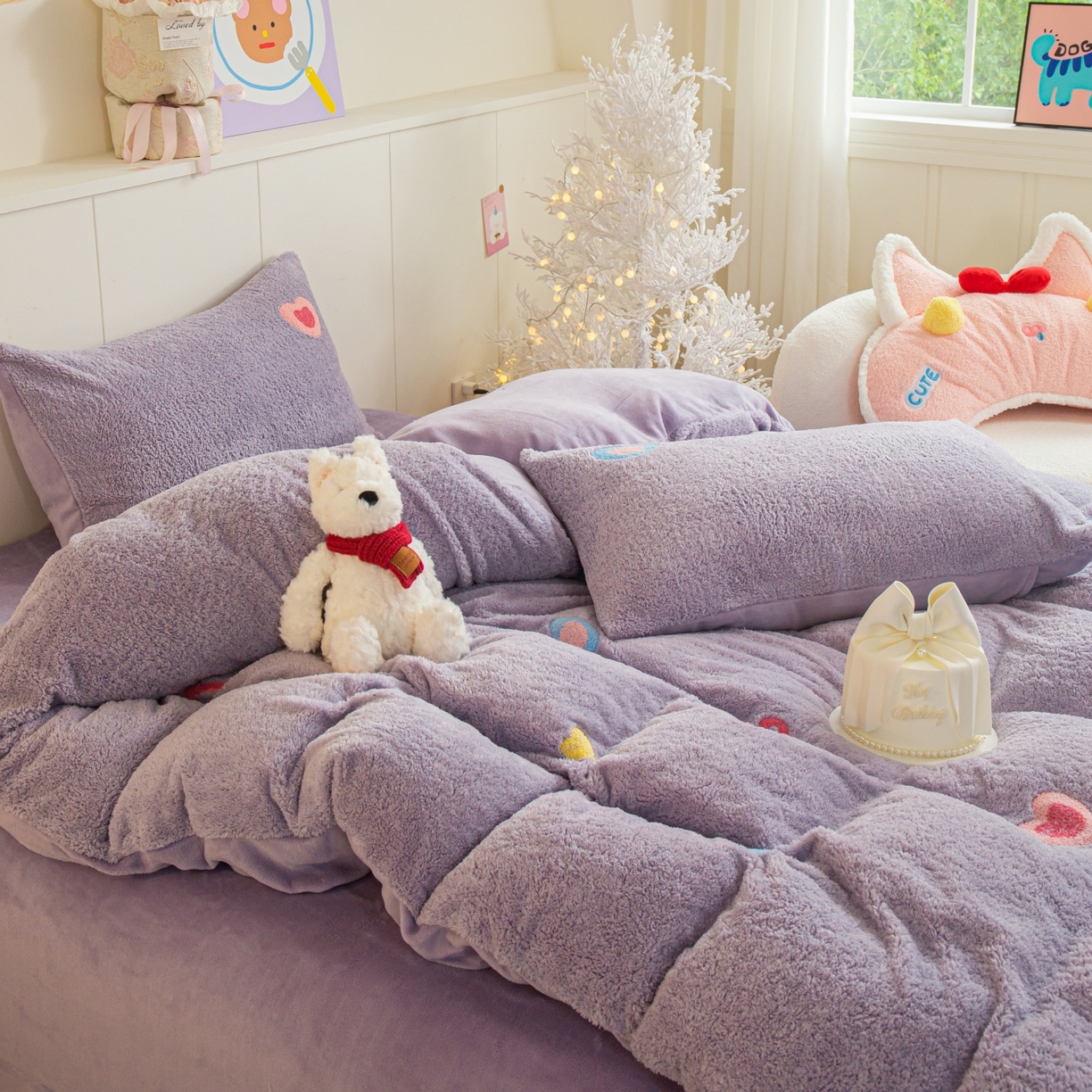 91家纺网 家纺一手货源 找家纺 庭笙 2025新款高克重泰迪绒毛巾刺绣牛奶绒四件套 爱心-紫
