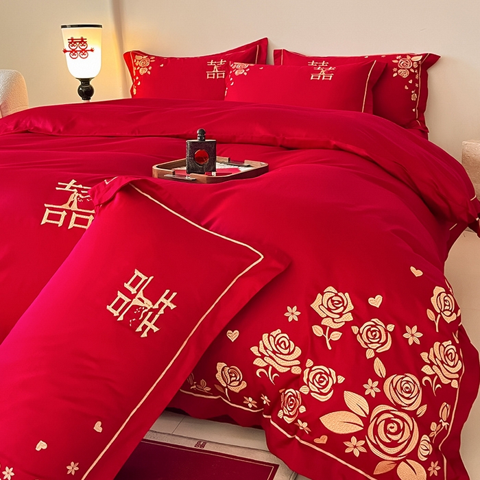 91家纺网 家纺一手货源 找家纺 置顶家纺 2025新款亲肤磨毛刺绣婚庆四件套系列-实拍 天生一对-大红