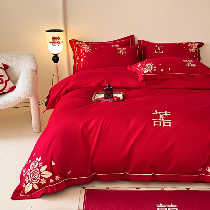 91家纺网 家纺一手货源 找家纺 置顶家纺 2025新款亲肤磨毛刺绣婚庆四件套系列-实拍 天生一对-大红