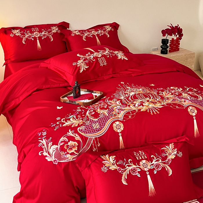 91家纺网 家纺一手货源 找家纺 置顶家纺 2025新款亲肤磨毛刺绣婚庆四件套系列-实拍 天作之合-大红