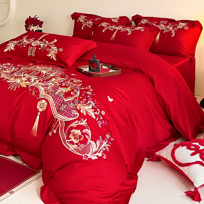 91家纺网 家纺一手货源 找家纺 置顶家纺 2025新款亲肤磨毛刺绣婚庆四件套系列-实拍 天作之合-大红