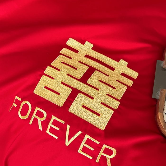 91家纺网 家纺一手货源 找家纺 置顶家纺 2025新款亲肤磨毛刺绣婚庆四件套系列-实拍 喜结良缘升级版-大红