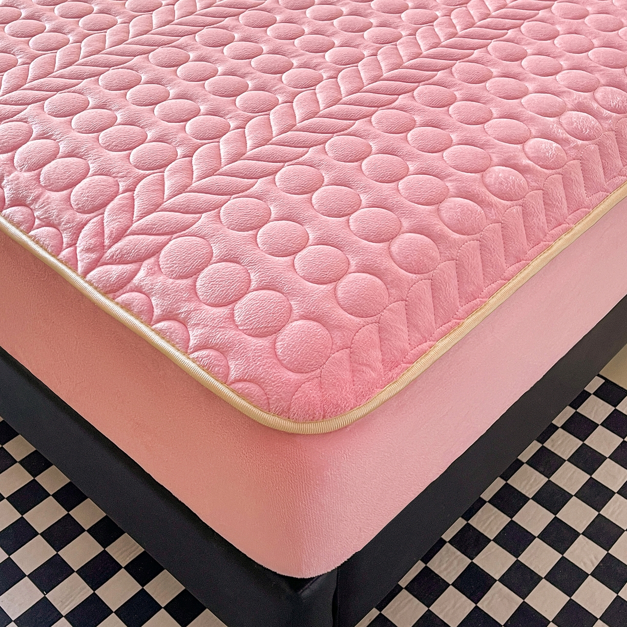 91家纺网 家纺一手货源 找家纺 希廷顿 2025新款速热水晶绒床笠 粉玉色