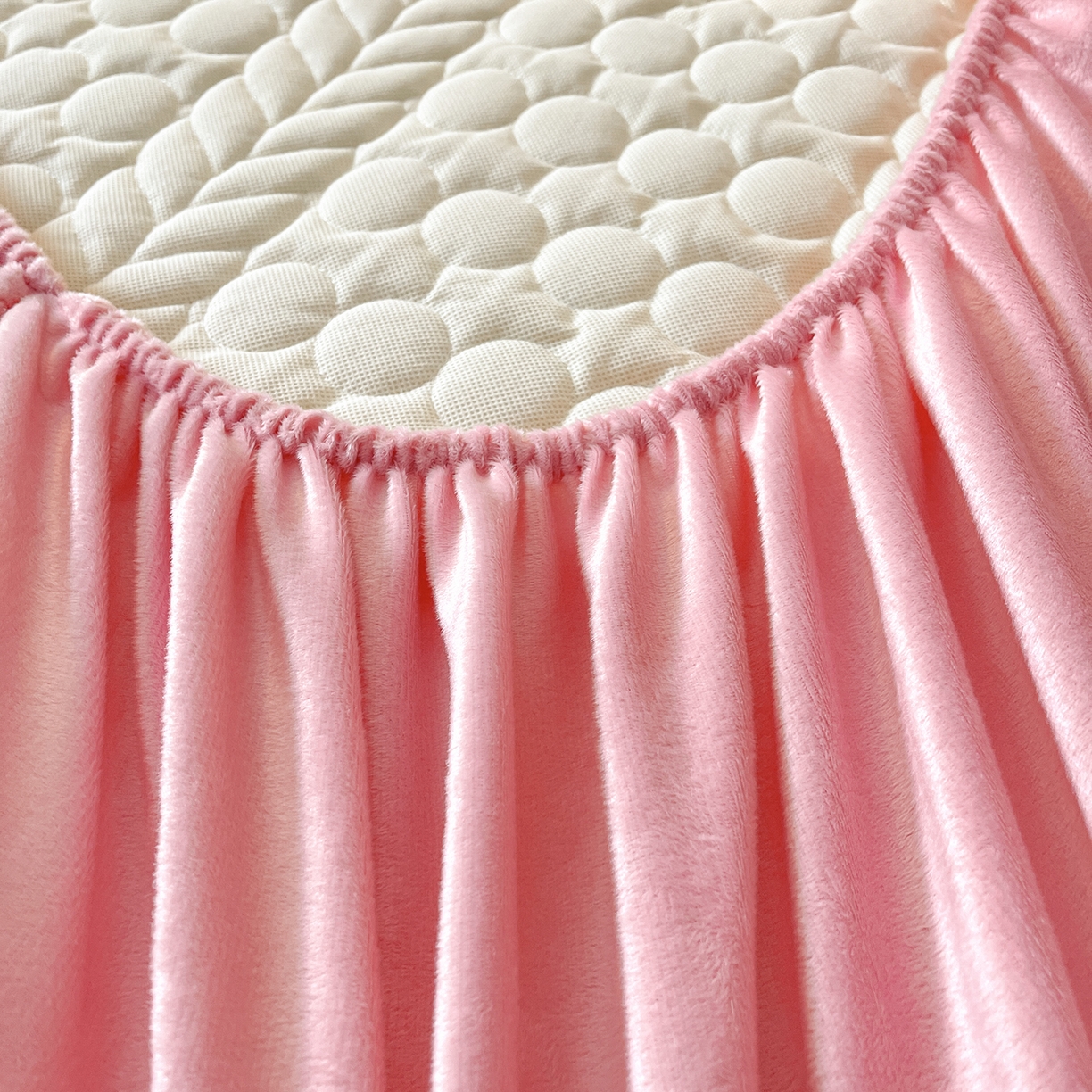 91家纺网 家纺一手货源 找家纺 希廷顿 2025新款速热水晶绒床笠 粉玉色