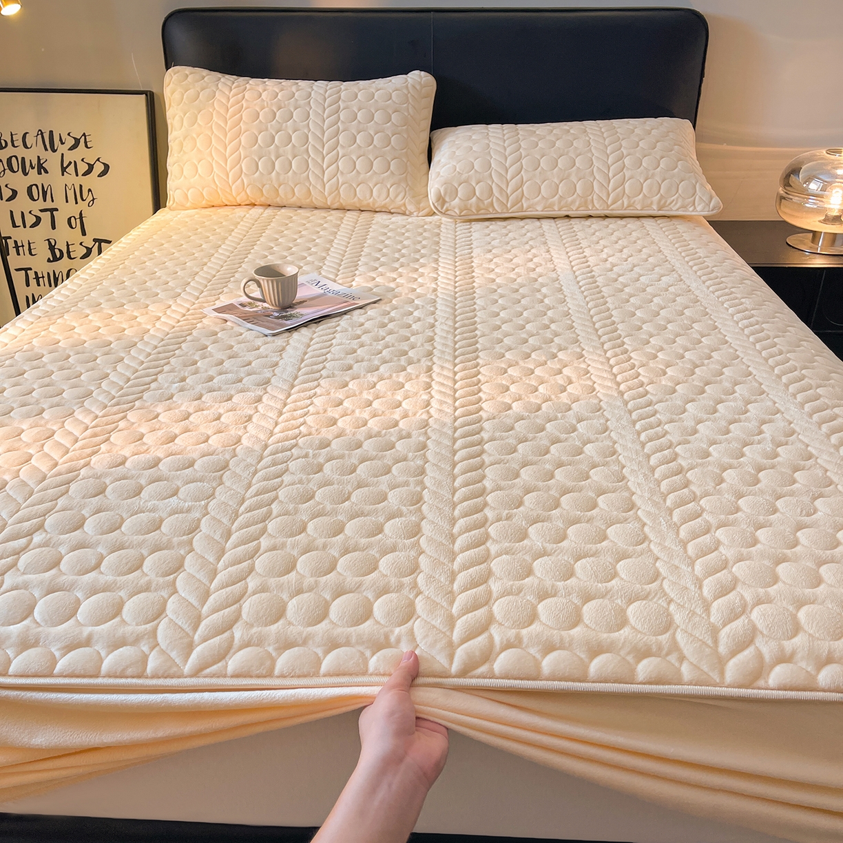 91家纺网 家纺一手货源 找家纺 希廷顿 2025新款速热水晶绒床笠 奶咖色