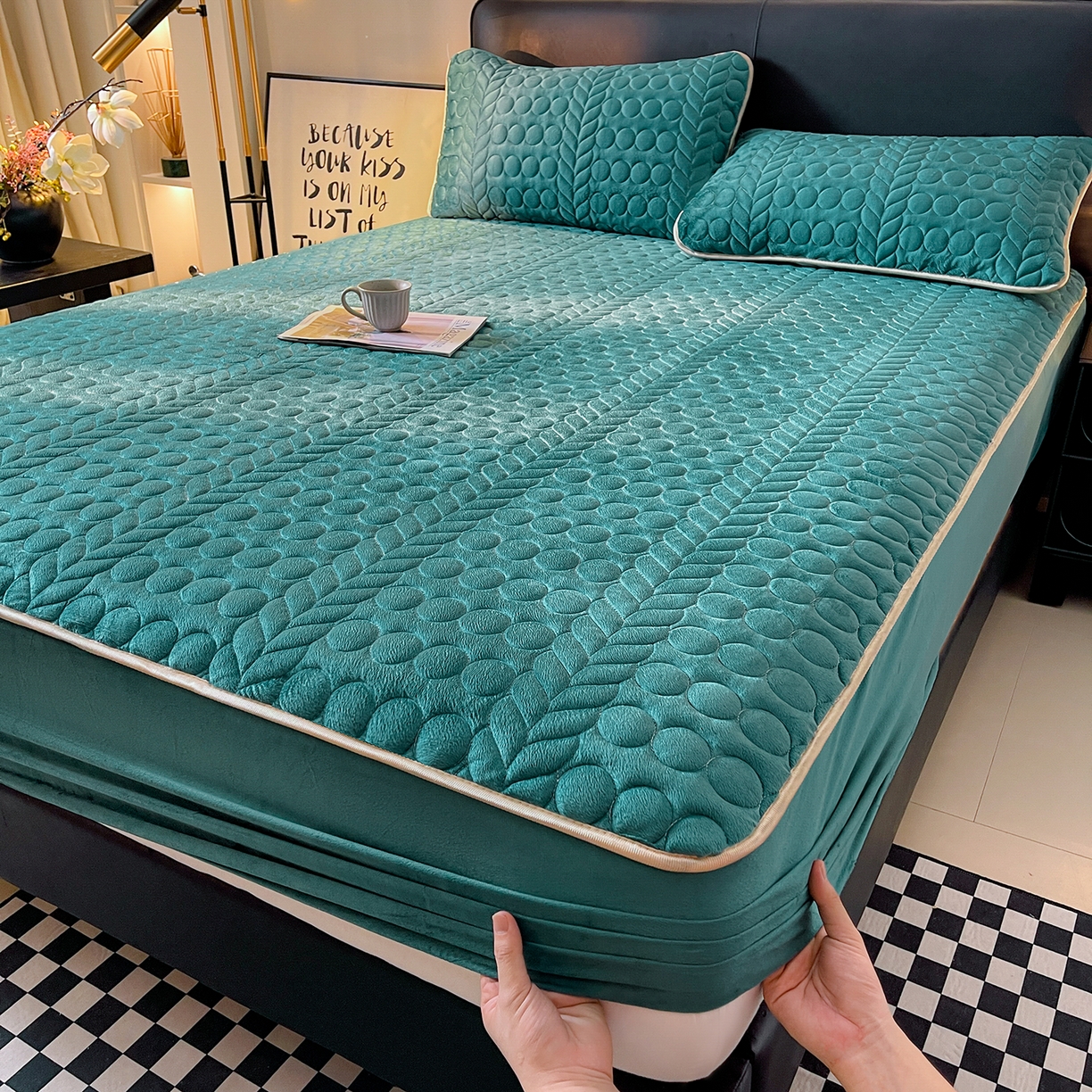 91家纺网 家纺一手货源 找家纺 希廷顿 2025新款速热水晶绒床笠 藏青色