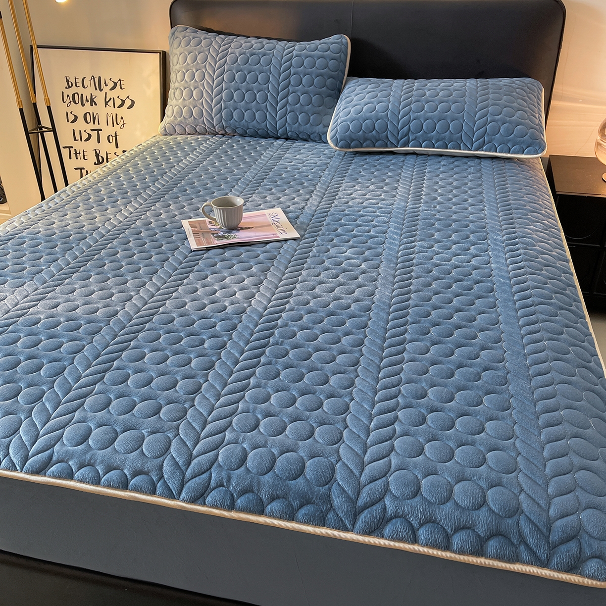 91家纺网 家纺一手货源 找家纺 希廷顿 2025新款速热水晶绒床笠 宾利蓝