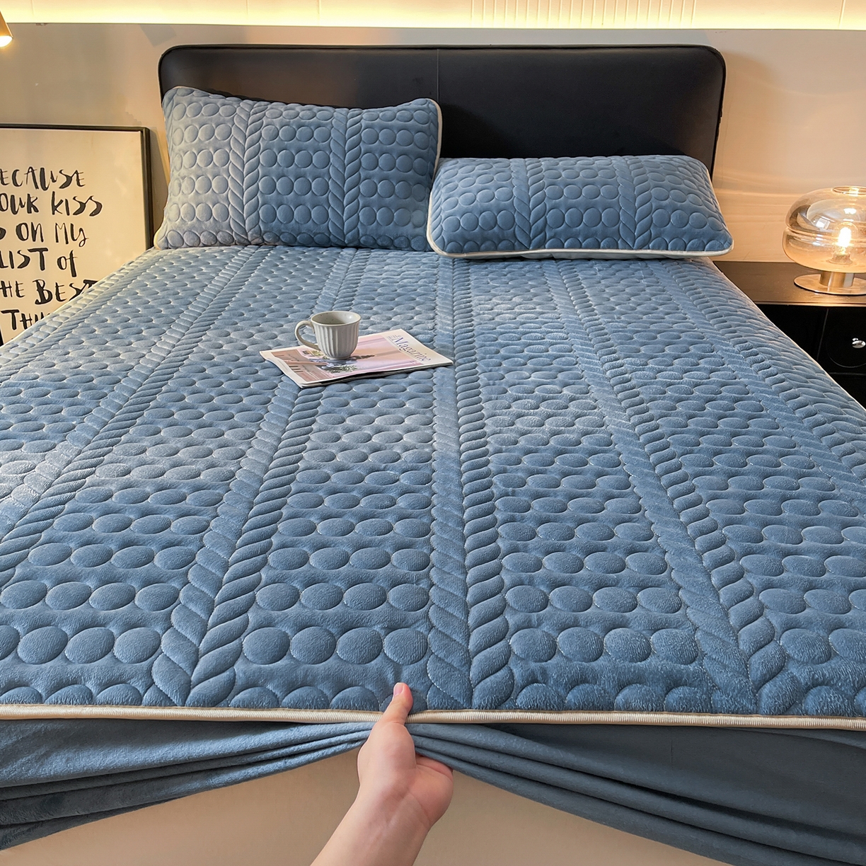 91家纺网 家纺一手货源 找家纺 希廷顿 2025新款速热水晶绒床笠 宾利蓝