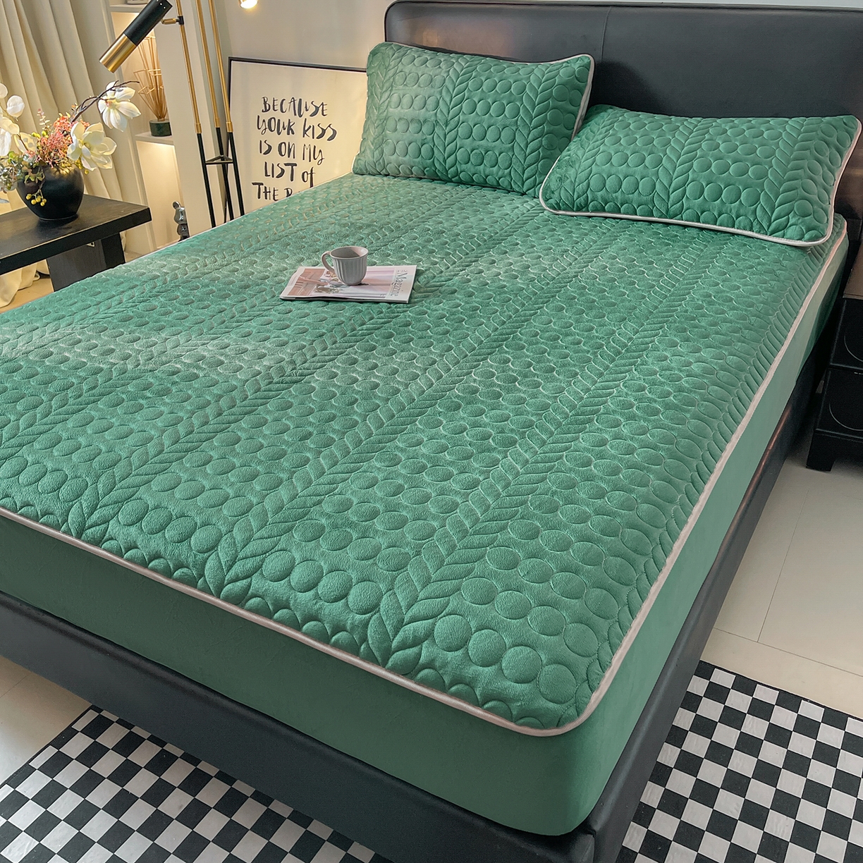 91家纺网 家纺一手货源 找家纺 希廷顿 2025新款速热水晶绒床笠 墨绿色