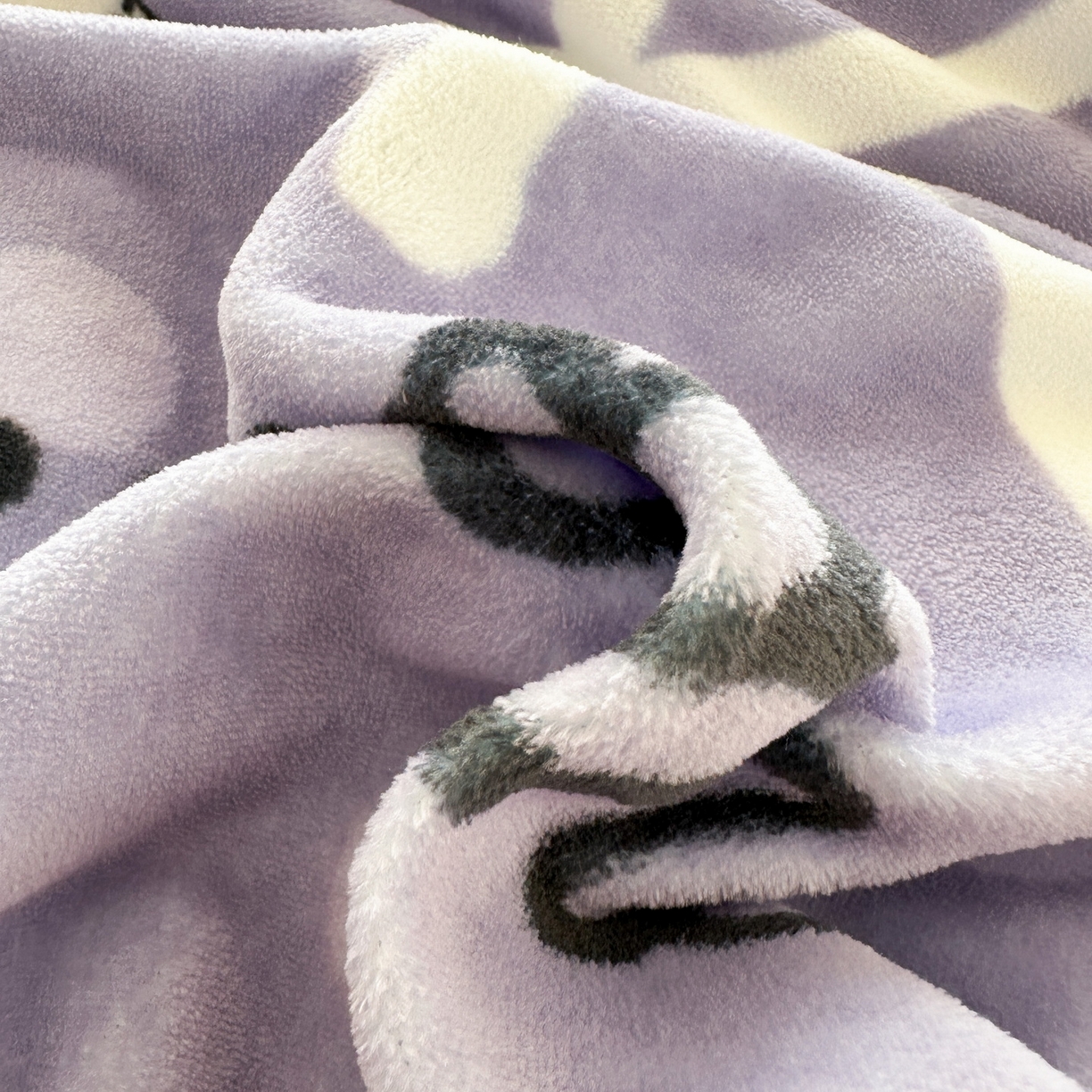 91家纺网 家纺一手货源 找家纺 一电 2025新款冬季双面牛奶珊瑚绒床上四件套法兰绒床品加绒被套床单三件套-第三批 圆点库洛米