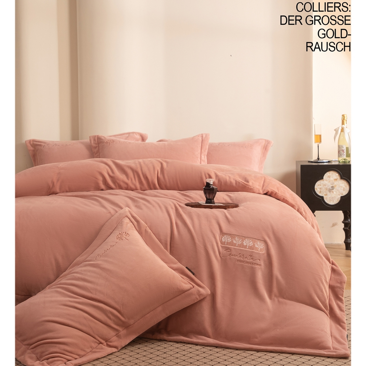 91家纺网 家纺一手货源 找家纺 芯丝路枕业 2025新款冬日森林蚕丝绒四件套 冬日森林-月桃粉