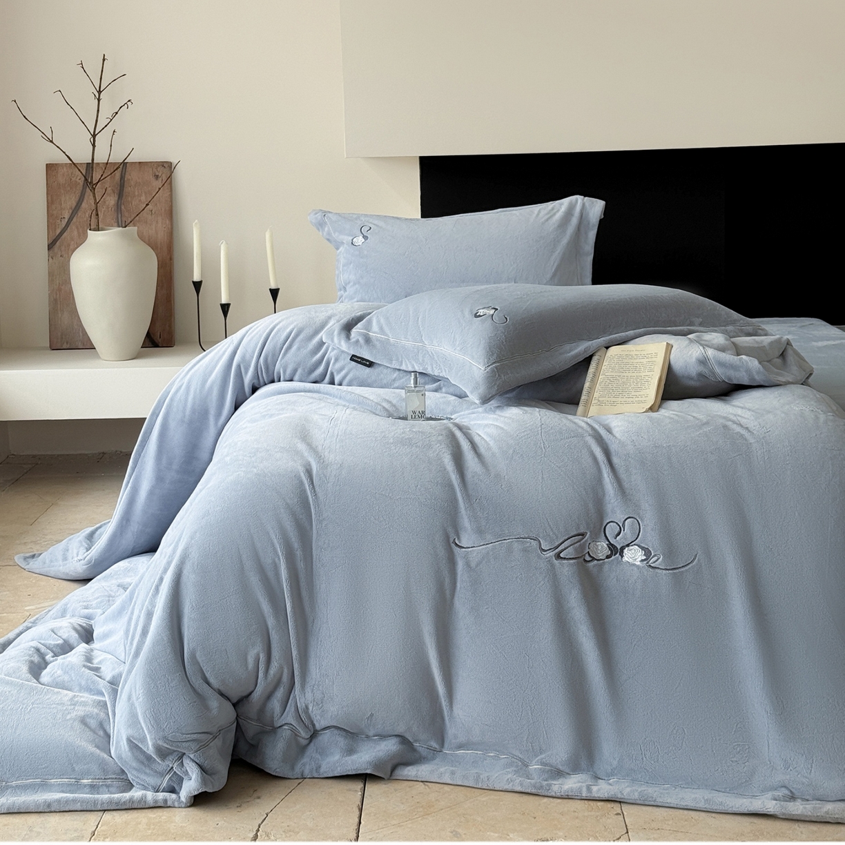 91家纺网 家纺一手货源 找家纺 （总）芯丝路枕业 2025新款蚕丝棉四件套-月桂故事系列