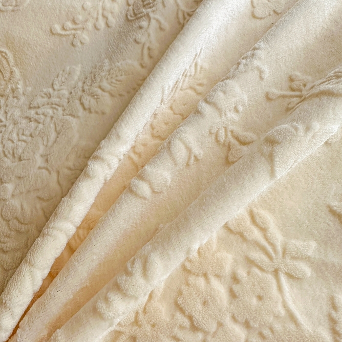 91家纺网 家纺一手货源 找家纺 诺梵家纺 2025新款花边款雕花牛奶绒四件套 芊黛-黄