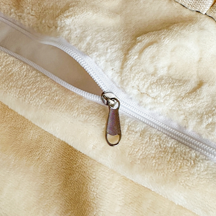 91家纺网 家纺一手货源 找家纺 诺梵家纺 2025新款花边款雕花牛奶绒四件套 芊黛-黄