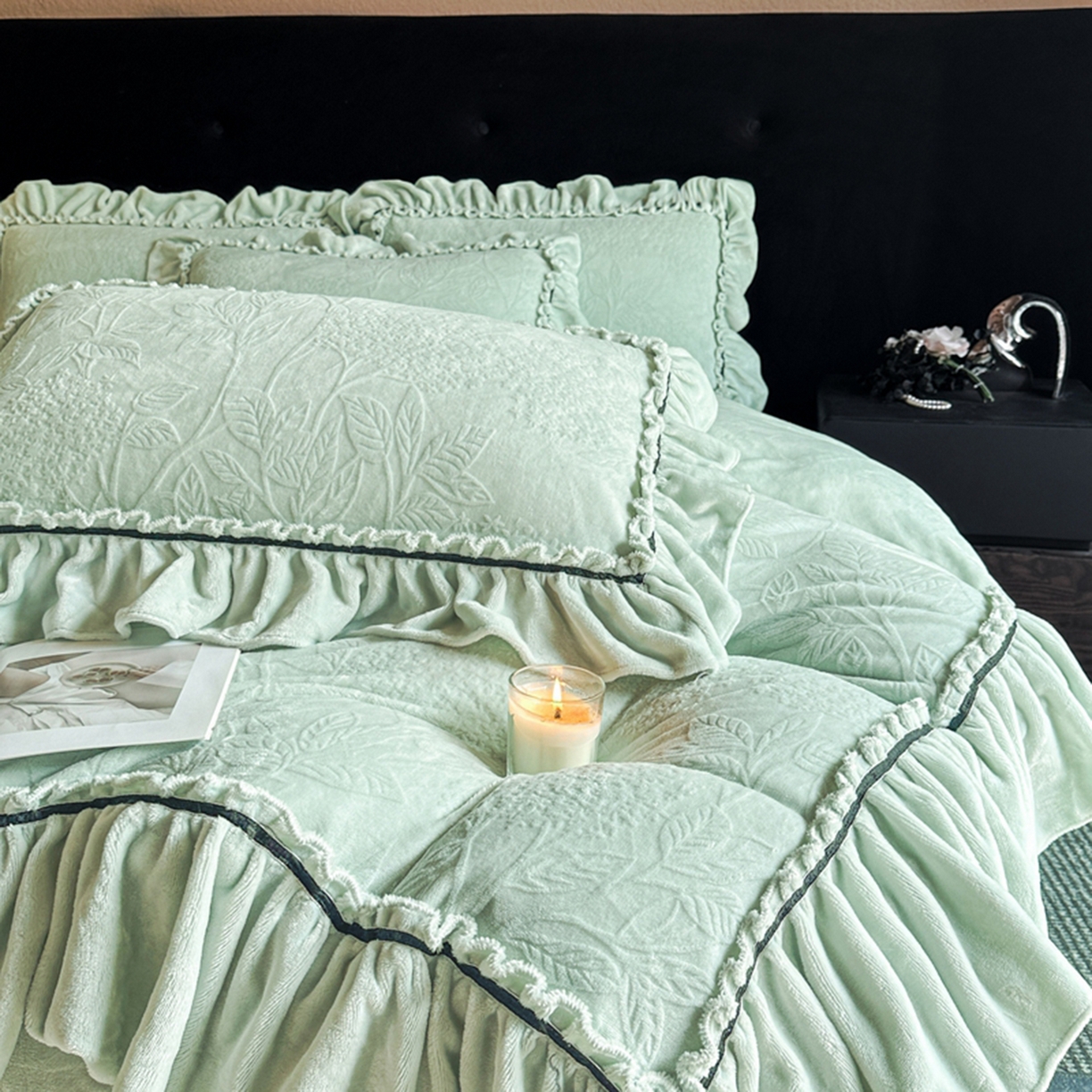 诺梵家纺 2025新款花边款雕花牛奶绒四件套 幸福花-绿