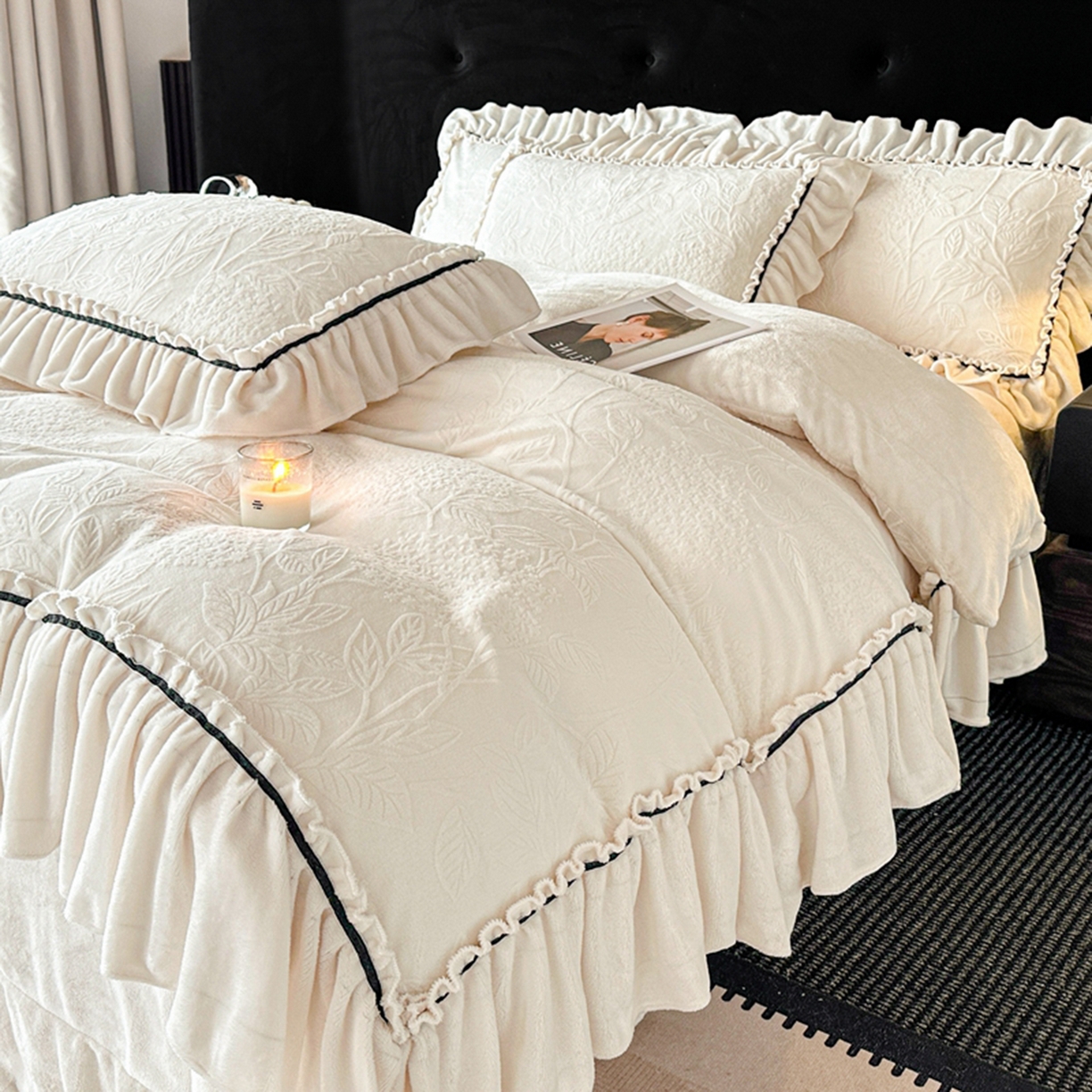 91家纺网 家纺一手货源 找家纺 诺梵家纺 2025新款花边款雕花牛奶绒四件套 幸福花-米白