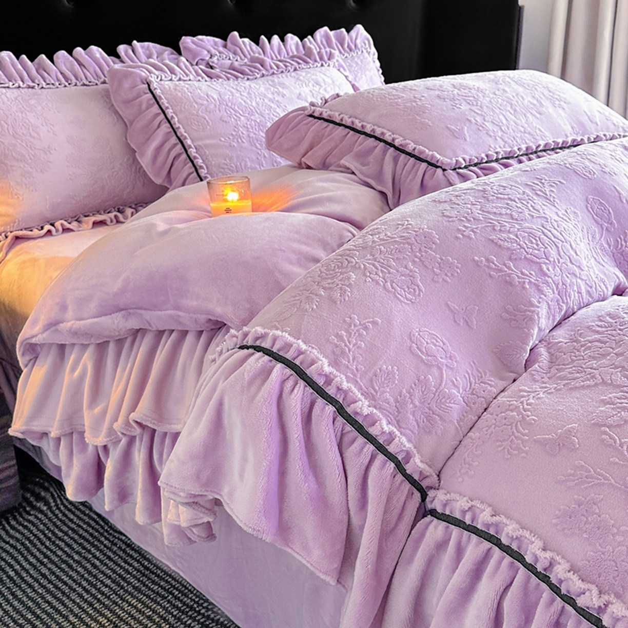 91家纺网 家纺一手货源 找家纺 诺梵家纺 2025新款花边款雕花牛奶绒四件套 芊黛-紫