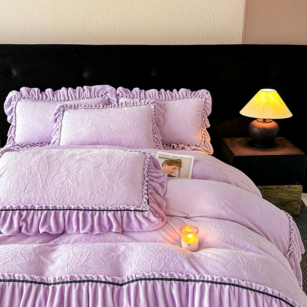 91家纺网 家纺一手货源 找家纺 诺梵家纺 2025新款花边款雕花牛奶绒四件套 幸福花-紫