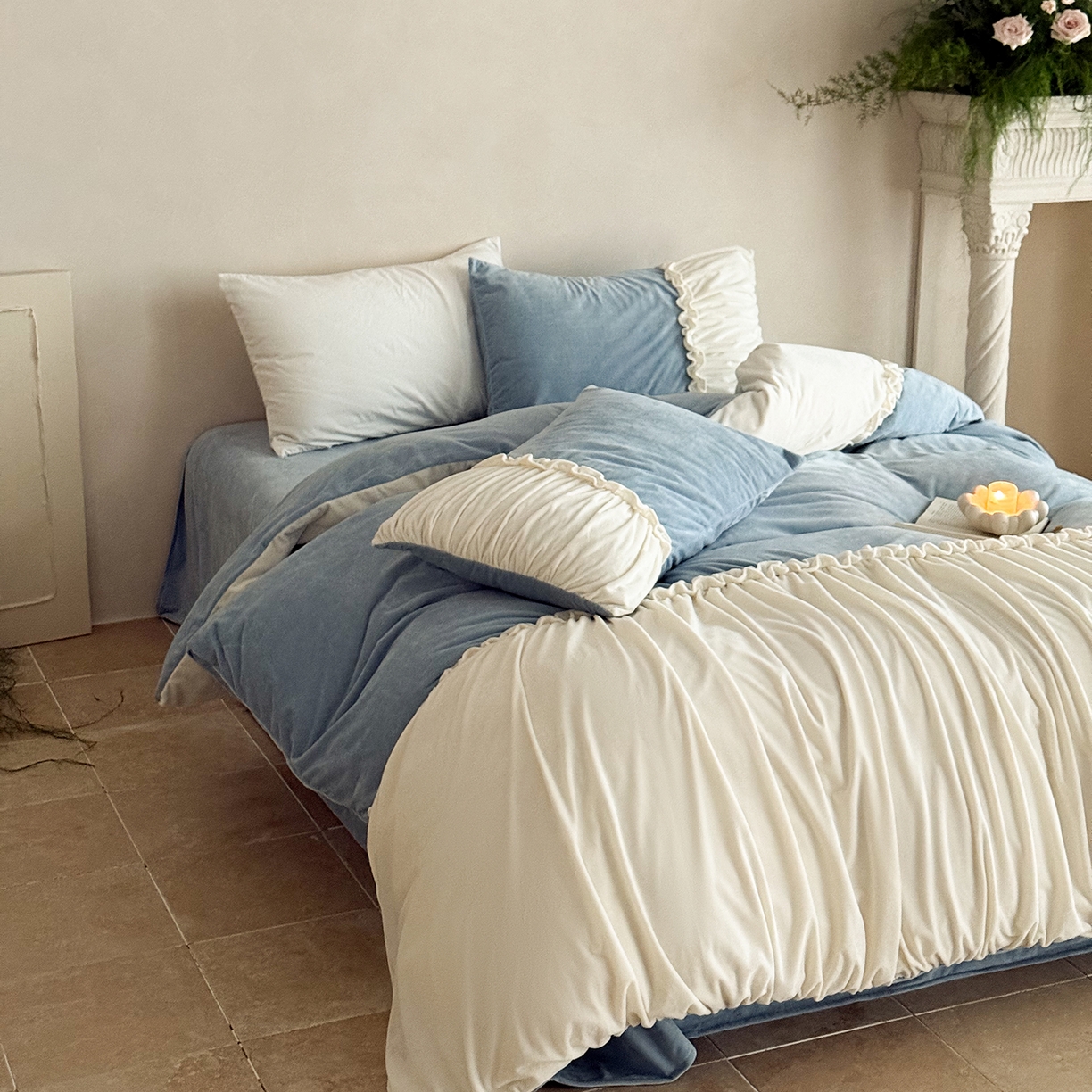 91家纺网 家纺一手货源 找家纺 ONE TWO ONE 121 2025新款轻奢新法式德芙绒宝宝绒婴儿绒短毛绒牛奶绒四件套床单被套-安妮 安妮-蓝