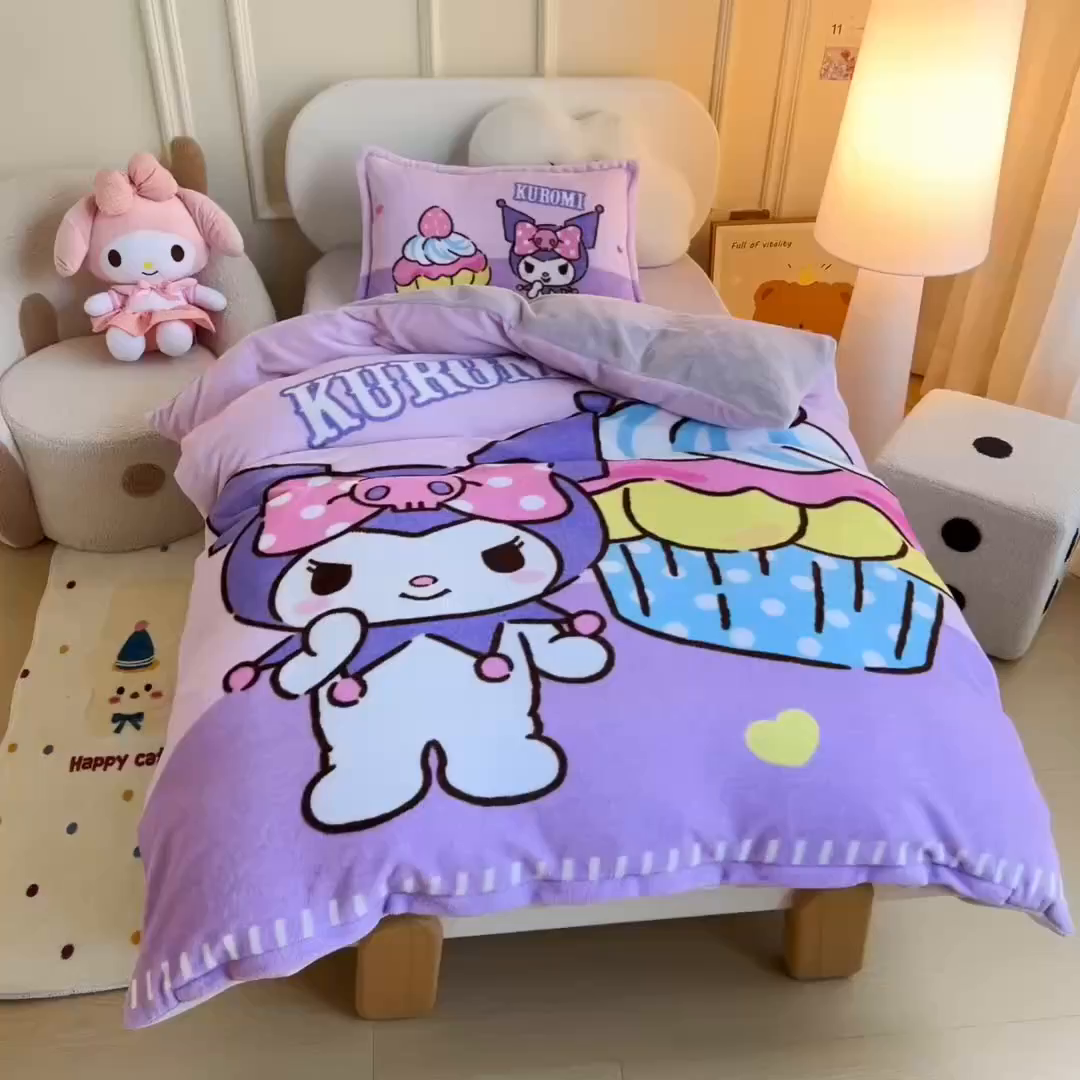 91家纺网 家纺一手货源 找家纺 吉咪兔家纺 2025新款大版三丽鸥库洛米美乐蒂牛奶绒幼儿园被子三件套保暖被褥六件套 蛋糕库洛米