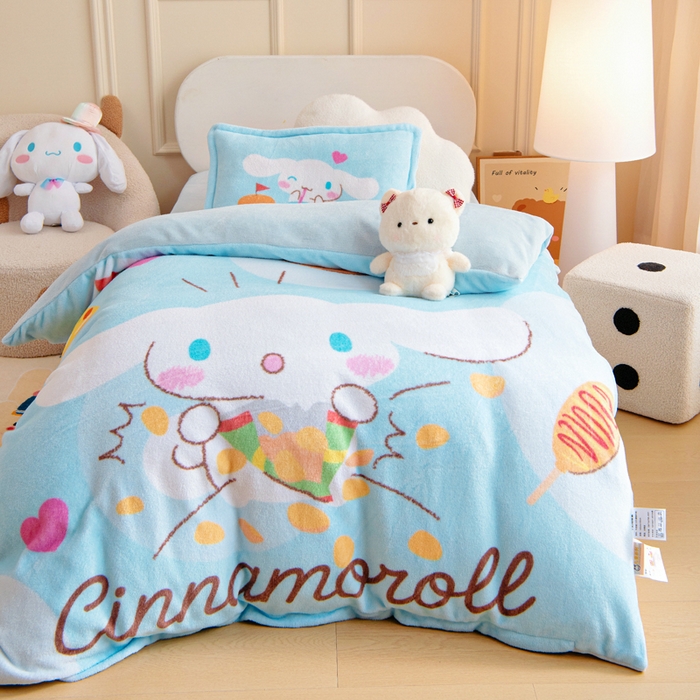 91家纺网 家纺一手货源 找家纺 吉咪兔家纺 2025新款大版三丽鸥库洛米美乐蒂牛奶绒幼儿园被子三件套保暖被褥六件套 汉堡玉桂狗