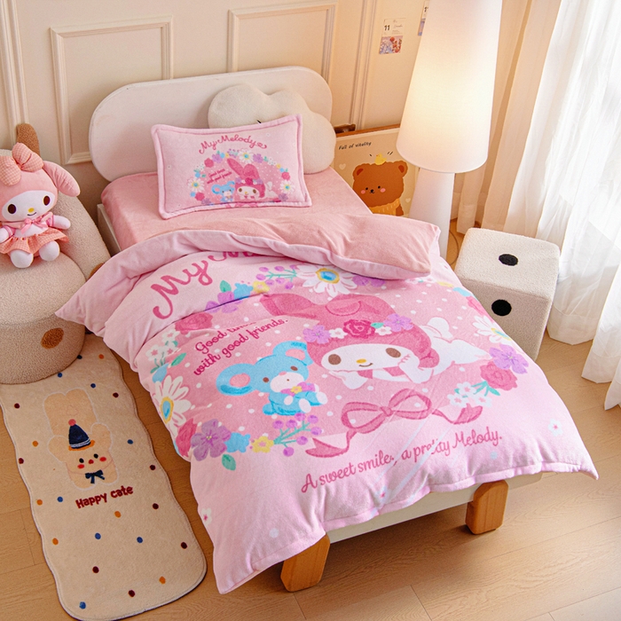 91家纺网 家纺一手货源 找家纺 吉咪兔家纺 2025新款大版三丽鸥库洛米美乐蒂牛奶绒幼儿园被子三件套保暖被褥六件套 花花美乐蒂