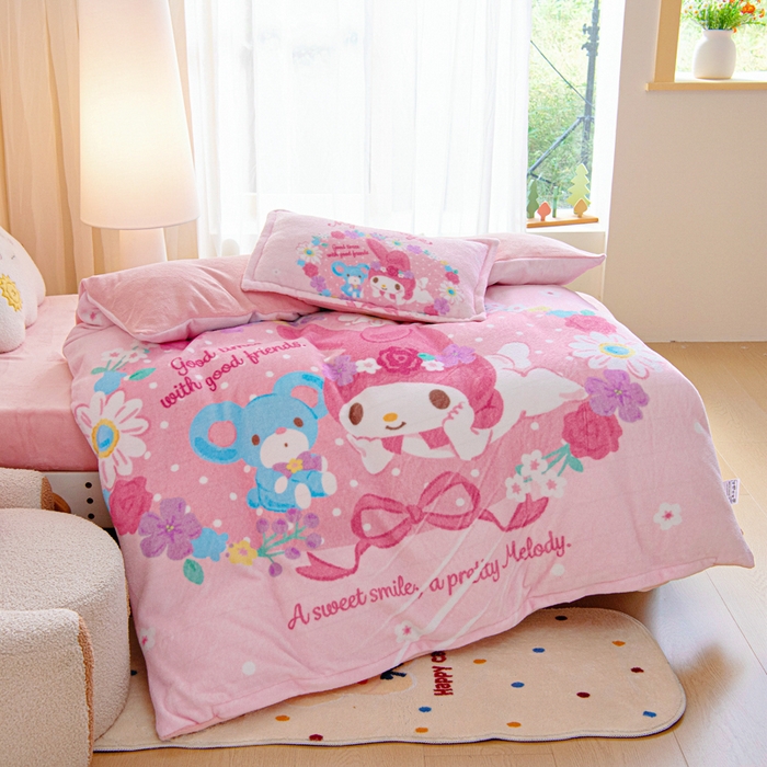 91家纺网 家纺一手货源 找家纺 吉咪兔家纺 2025新款大版三丽鸥库洛米美乐蒂牛奶绒幼儿园被子三件套保暖被褥六件套 花花美乐蒂